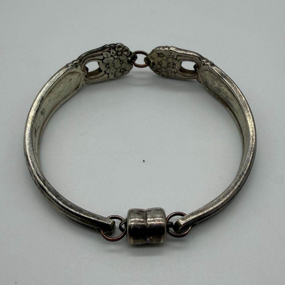 Vintage Women’s Handmade Artisan Silver Plate Spoon Silverware Bracelet